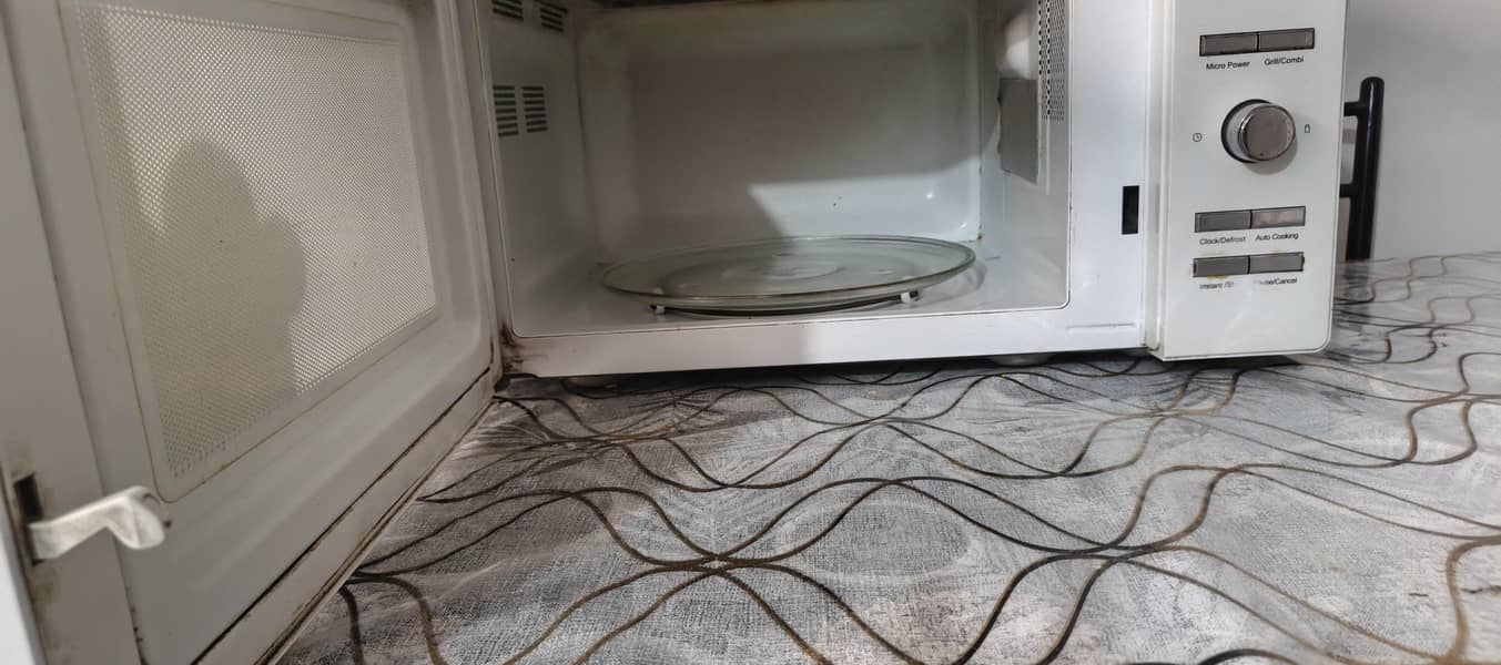 microwave 2