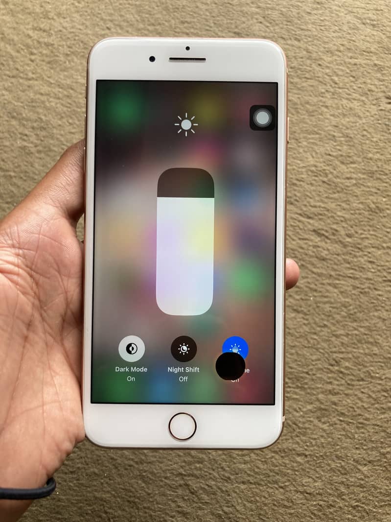 Apple iPhone 8 Plus 9
