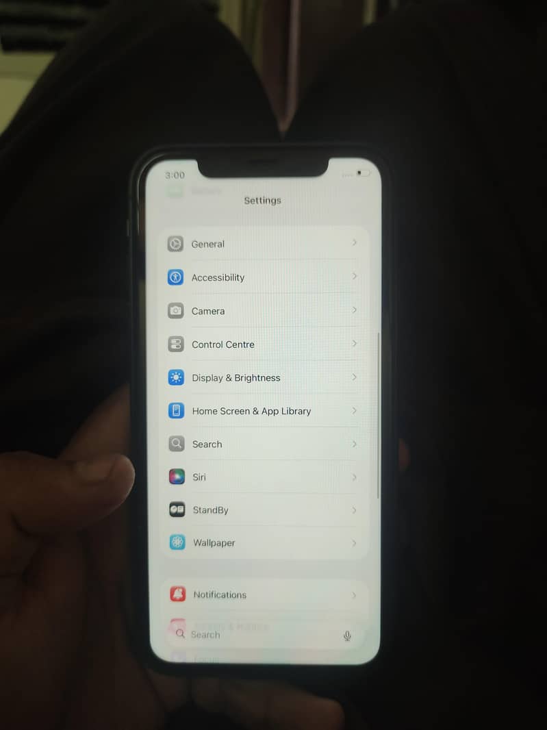 iPhone 11 4