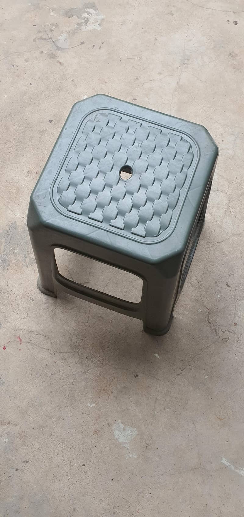 plastic stool 1