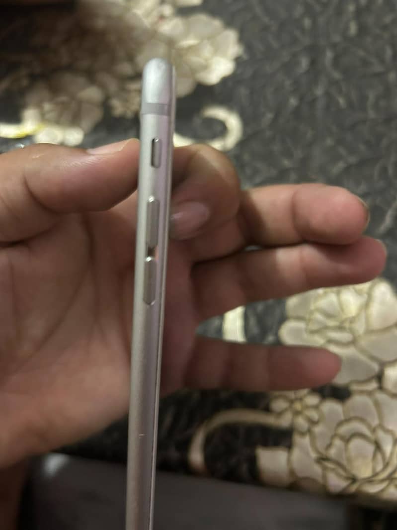 Apple iPhone 6 5