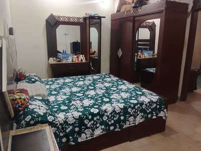 Selling Best Heavy Quality Complete Furniture Set Of Akhroot Wood