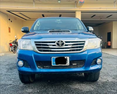 Toyota Hilux 2012/17 UK model