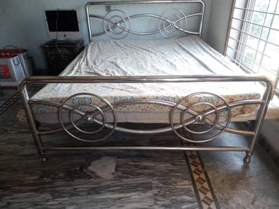 Silver Bed with 2 side tables