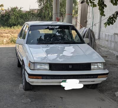 Corolla 86