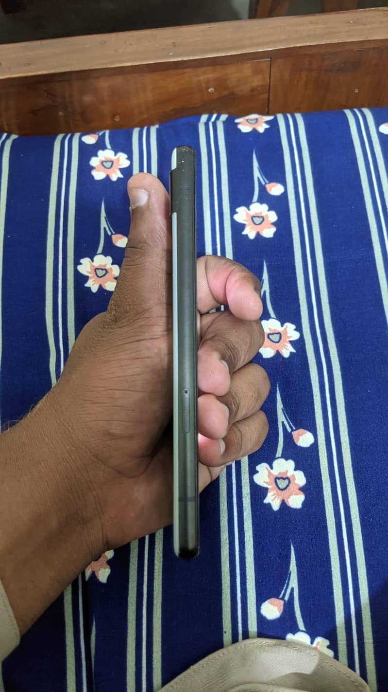 Google Pixel 6a 3