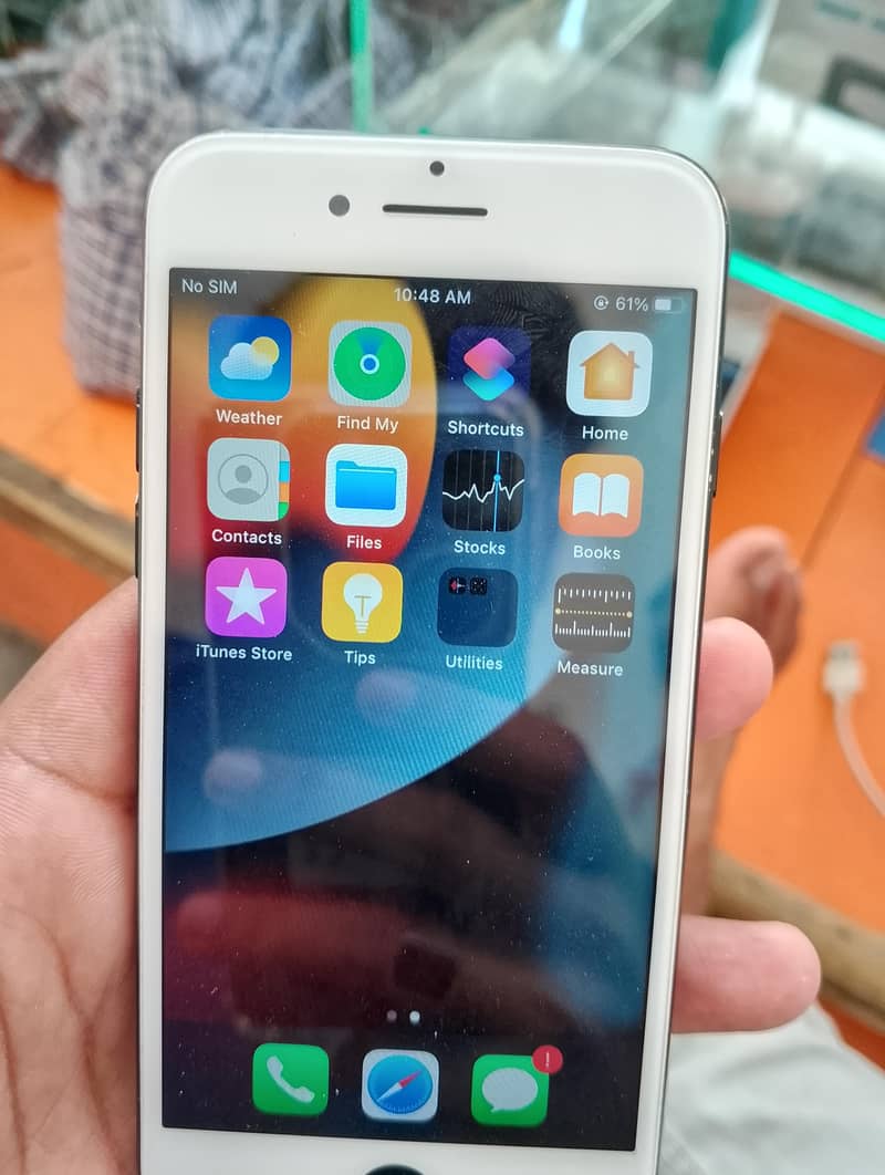 Apple iPhone 7 2