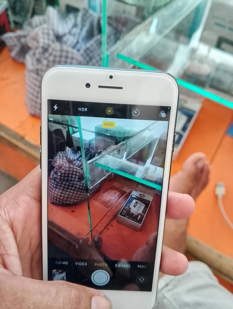 Apple iPhone 7 3