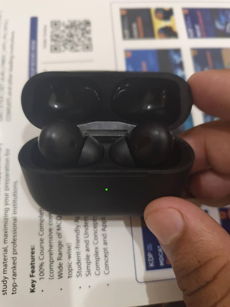 pro 2 earbuds 2