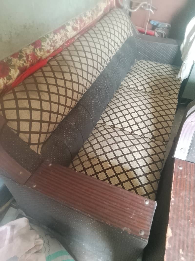 5 seater sofa 1