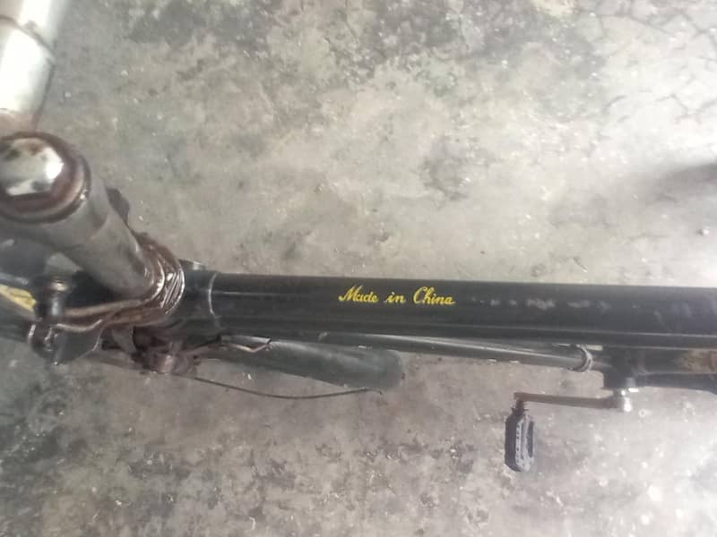 صاف ستھری 22 انچ میڈ اِن چائنا سائیکل 5