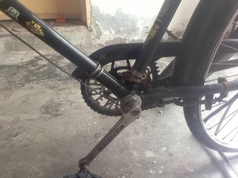صاف ستھری 22 انچ میڈ اِن چائنا سائیکل 10