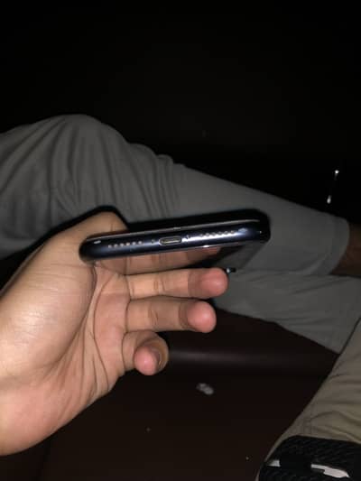 Apple iPhone XR