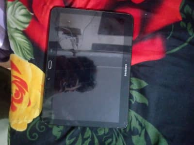 Samsung Galaxy S10 tab 4