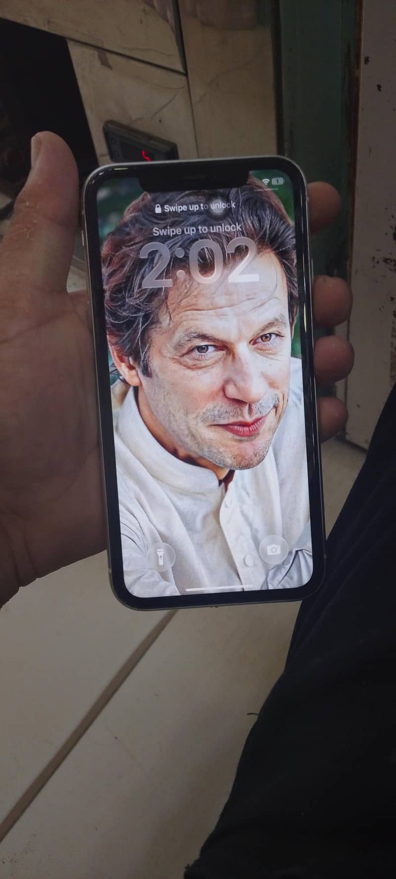 Apple iPhone 11 0