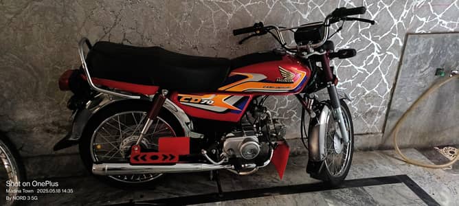 3. Honda CD 70 Red 2025 | 10.5K KM | Not Accidental | First Owner