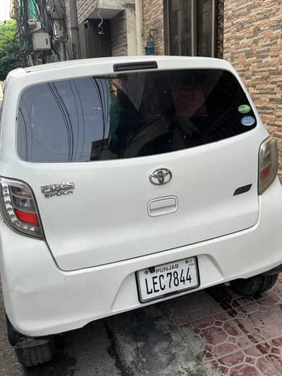Toyota Pixis Joy 2014