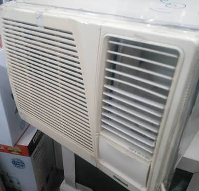 0.75 ton window ac neat clean