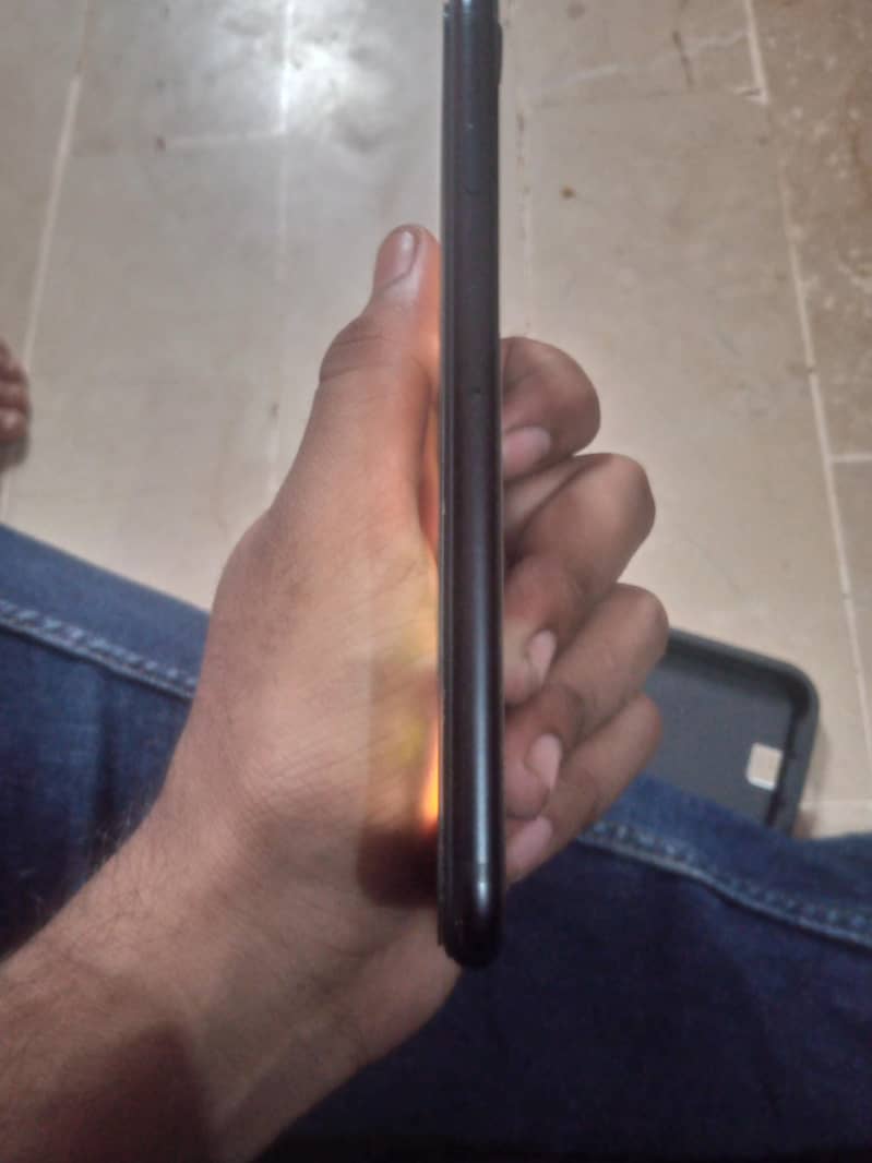 Apple iPhone SE 1