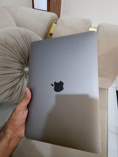 Macbook Pro 2020 16GB 512GB 10/10 Excellent Condition