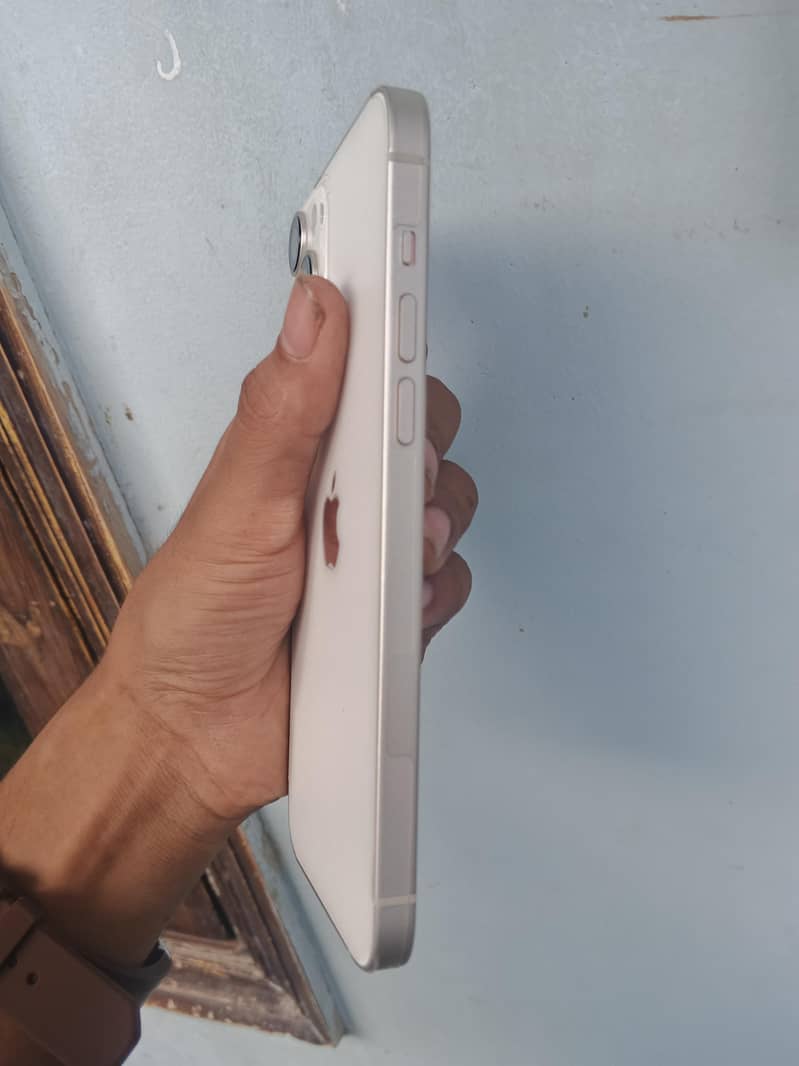 Apple iPhone 14 plus 3
