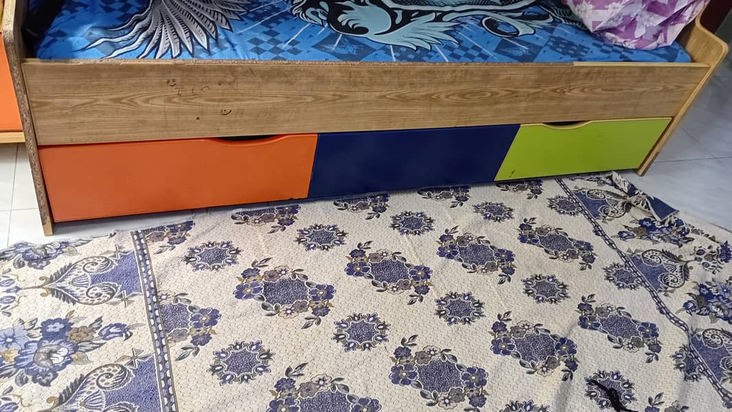 Triple Bunk Bed 4