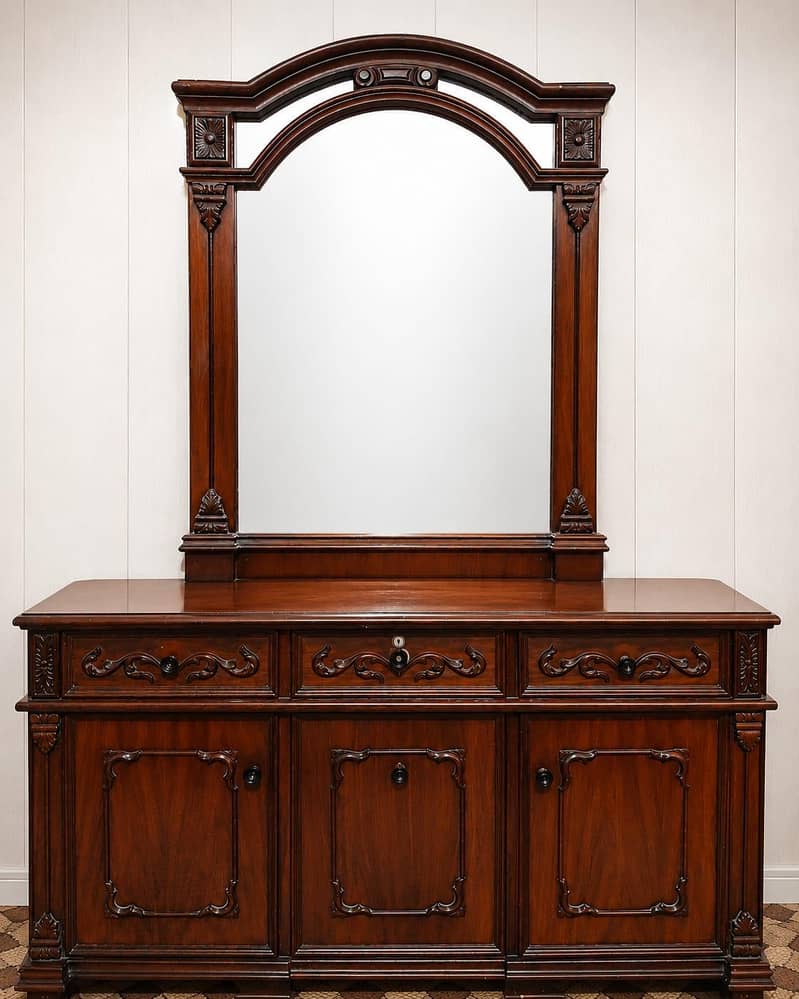 Dressing table 0