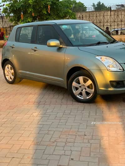 Suzuki Swift dlx abs varrient 2012 Total geniun