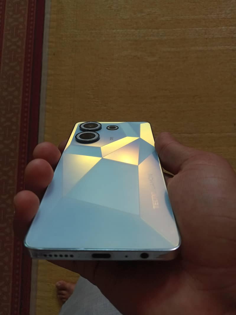 Tecno CAMON 20 4