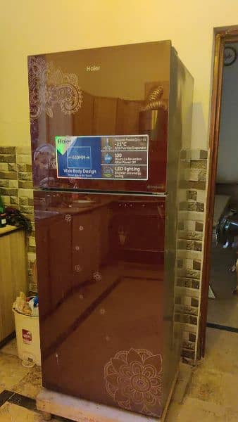 Haier  Refrigerator medium size double door fridge 0326/6773/255