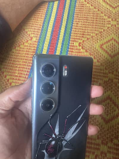 Tecno CAMON 40 Pro