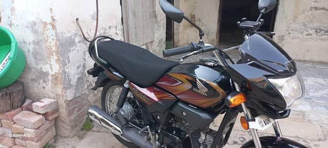 Honda prider