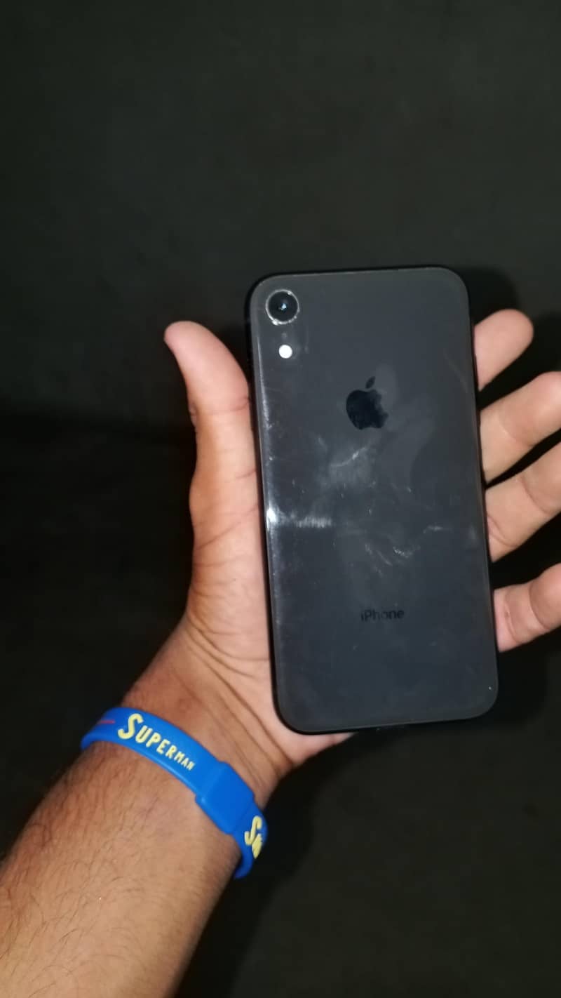 Apple iPhone X 4