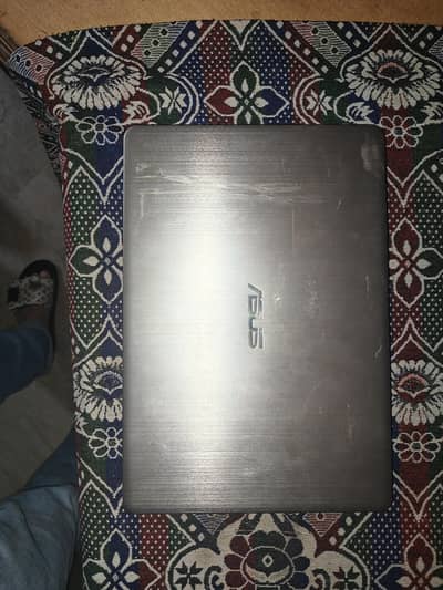 ASUS vivobook
