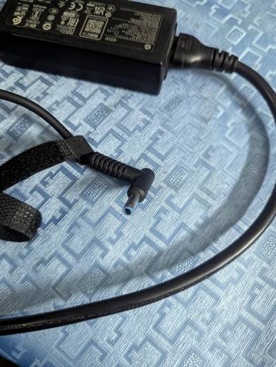 Original HP 45W Laptop Charger Blue Pin - 100% Working