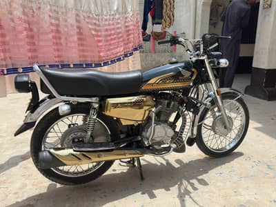 Honda 125 2025 Gold edition