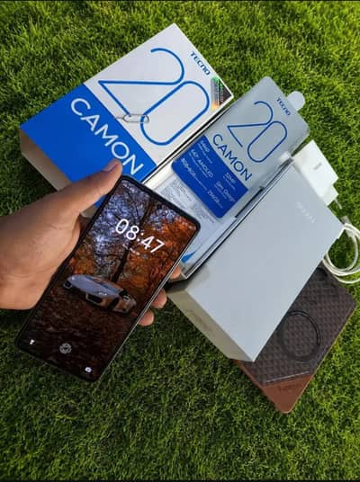 Tecno CAMON 20