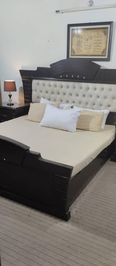 wooden bed set (bed,side tables,dressing)