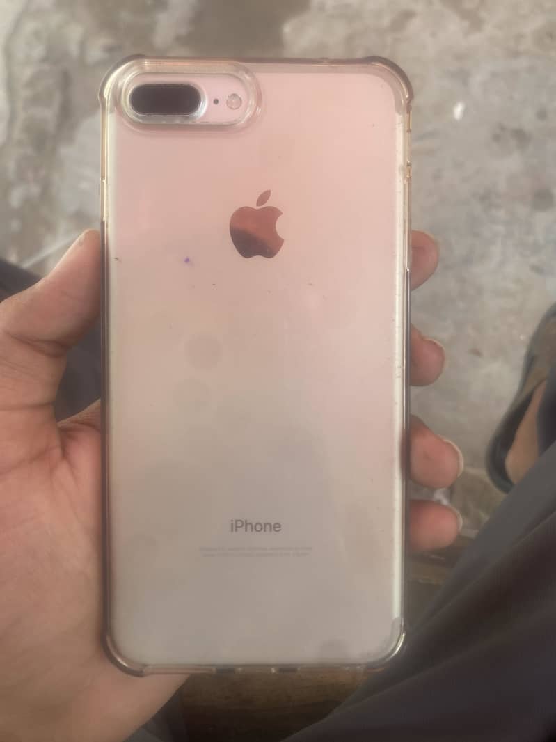 Apple iPhone 7 Plus 2