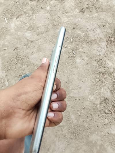 OPPO A16