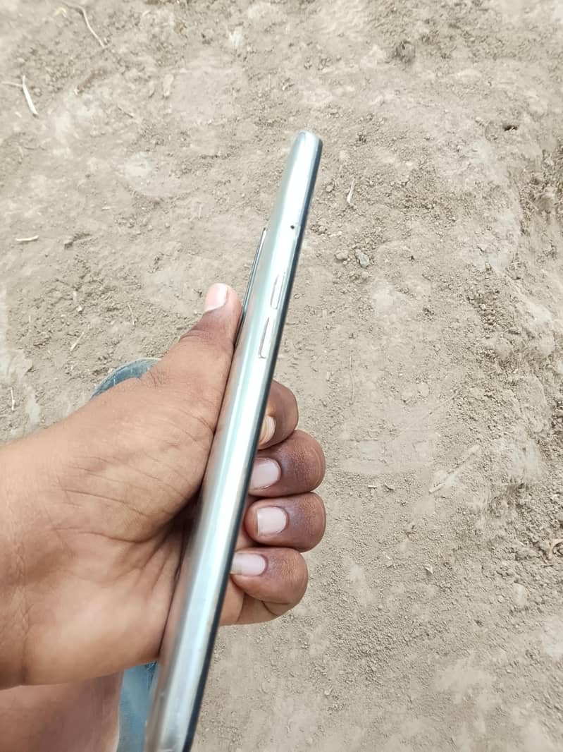OPPO A16 0