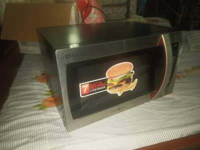 Dw 136g