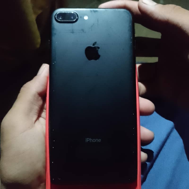 Apple iPhone 7 Plus 5
