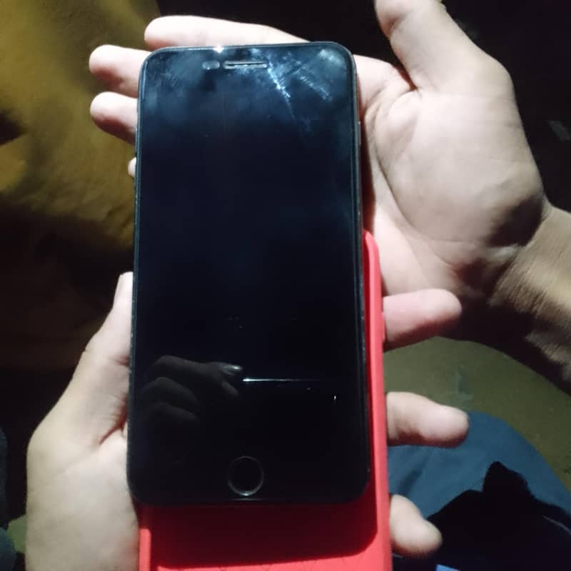 Apple iPhone 7 Plus 6
