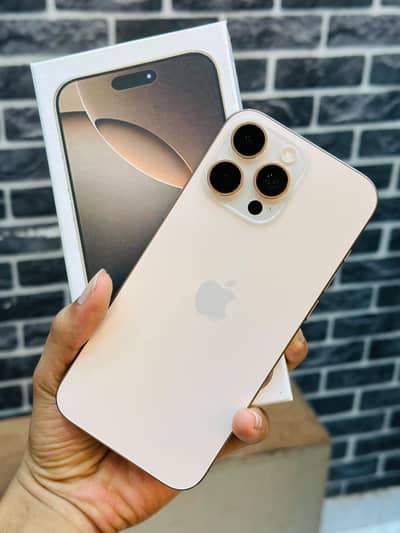 Apple iPhone 16 Pro Max