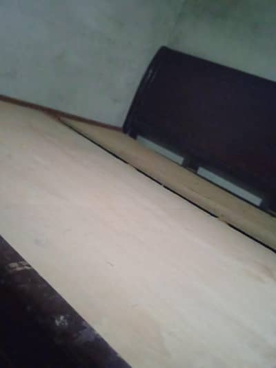king size bed with mattress