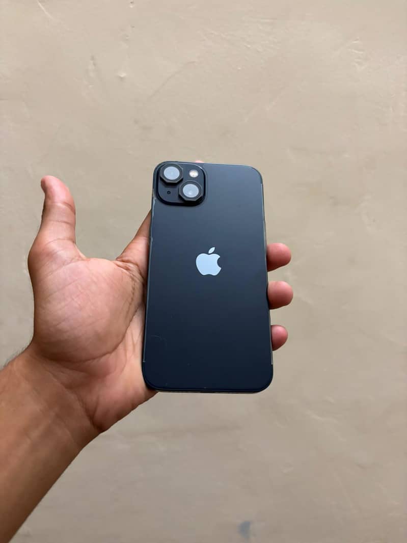 Apple iPhone 13 0