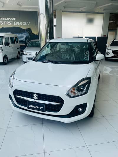 Suzuki SWIFT GLX VVT - Top Varaiant