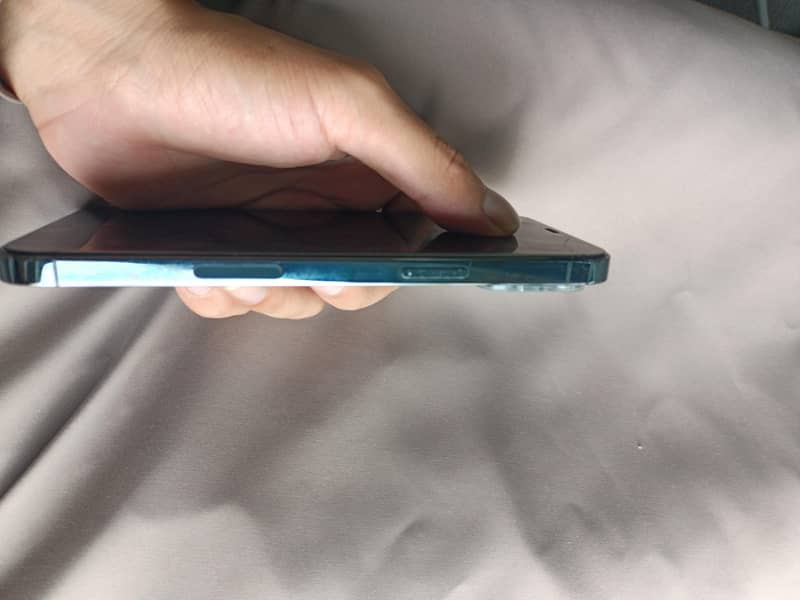 Apple iPhone 12 Pro Max 3
