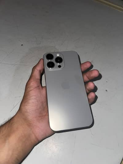 Apple iPhone 15 Pro Max